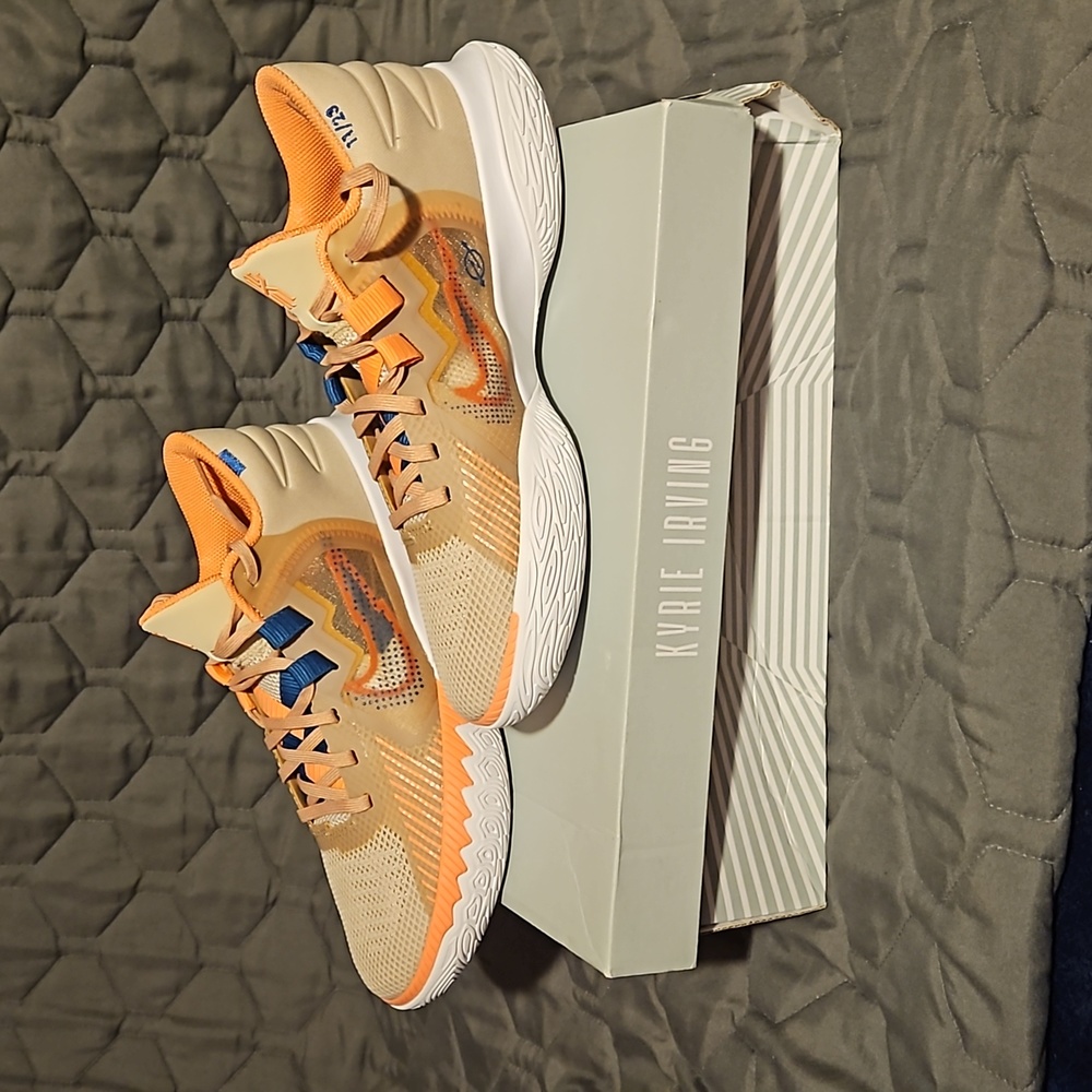 Nike Kyrie Flytrap Sneakers - image 2